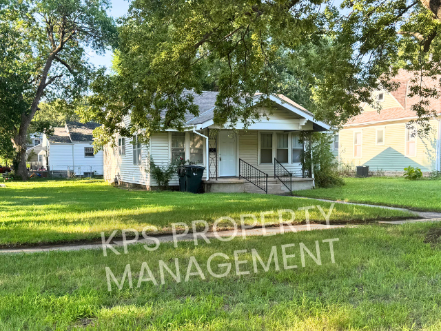 Property main image