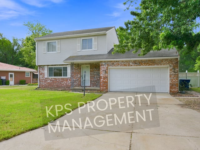 1915 Cypress Lane